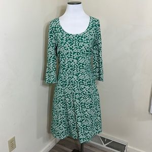 Boden Flattering 3/4 Sleeve Green and White Dress US Size 14